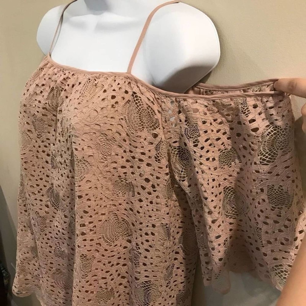 Vince Camuto | Off Shoulder Lace Blouse XS Pink - Picture 4 of 11